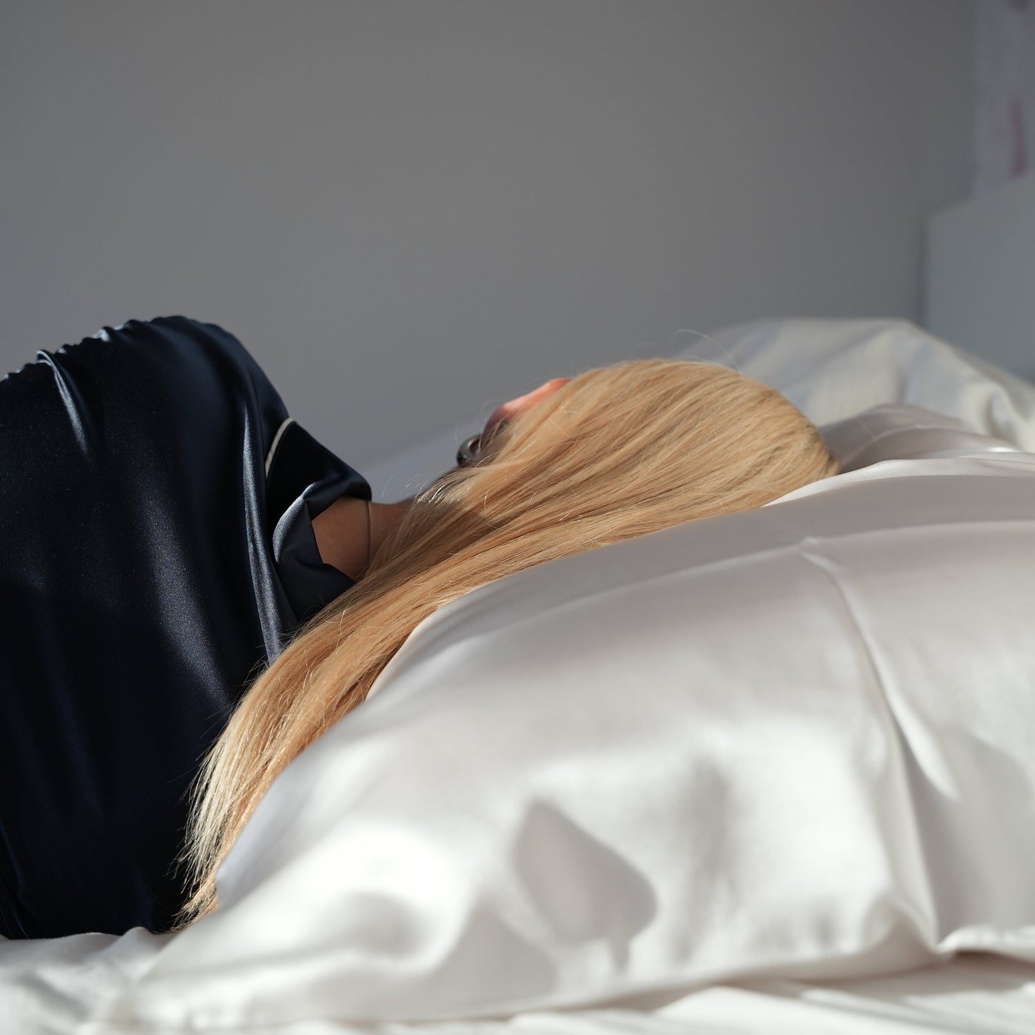 Svalkande Sidenörngott i 100% Mullbärssilke